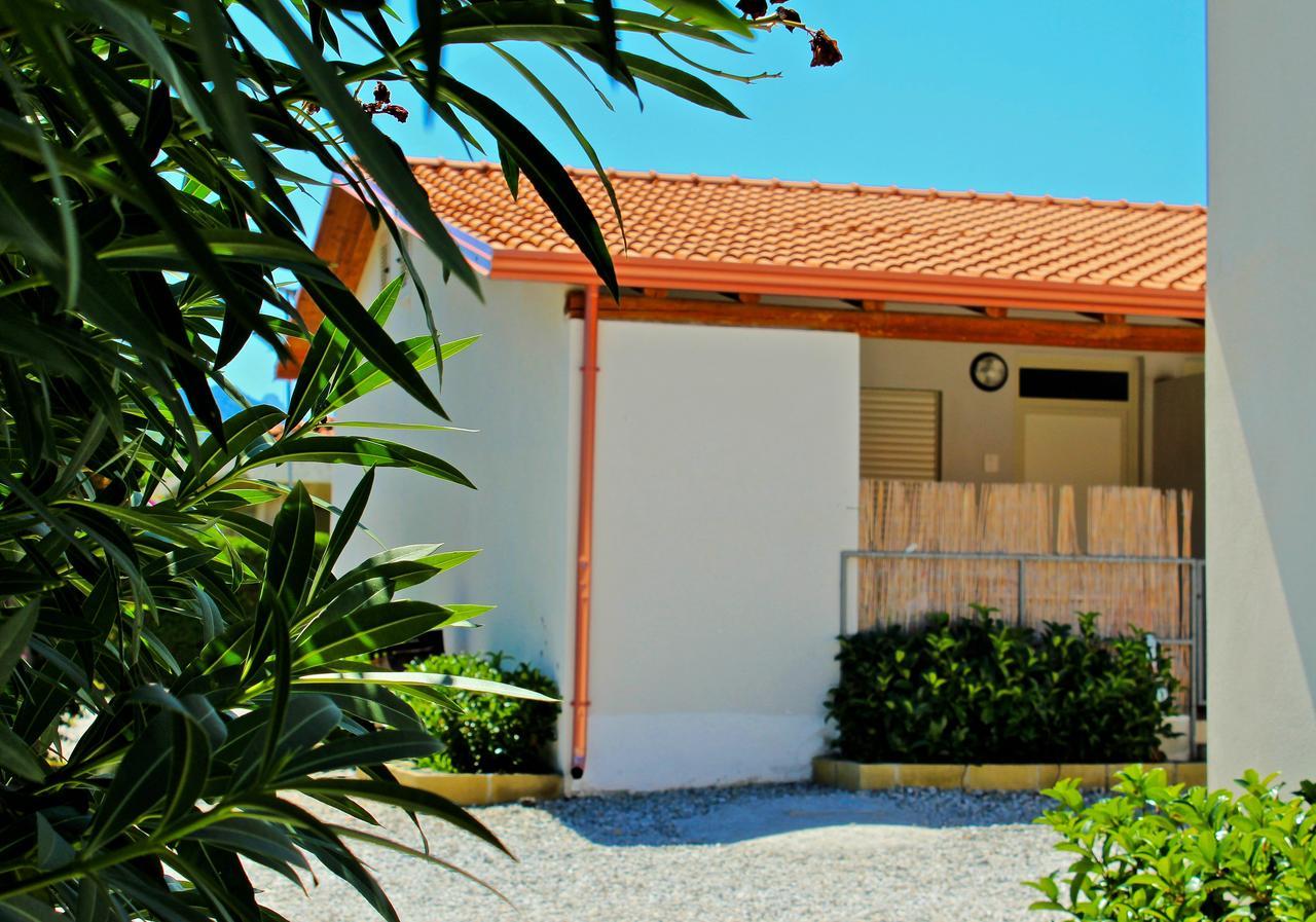 Tindari Village Camping フルナリ エクステリア 写真